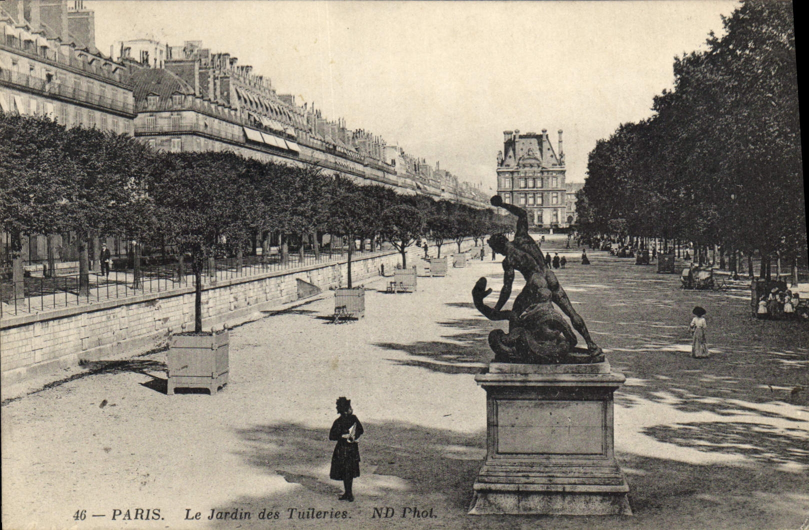CPA Paris Le Jardin des Tuileries 