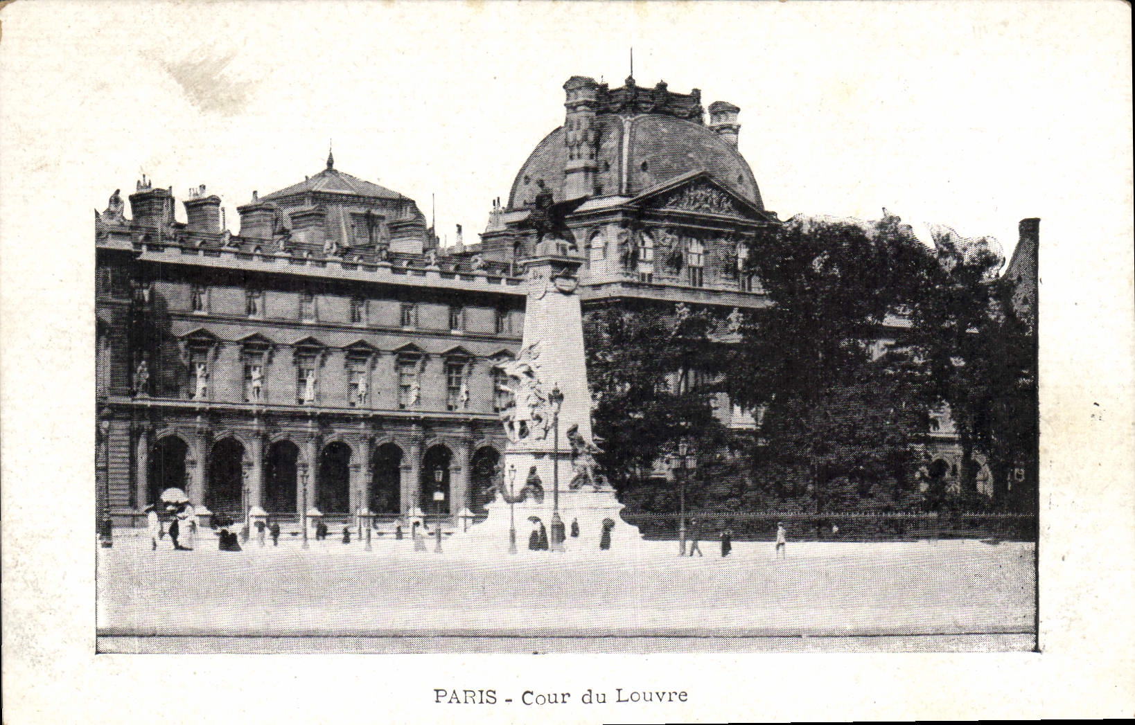 CPA Paris Cour du Louvre 