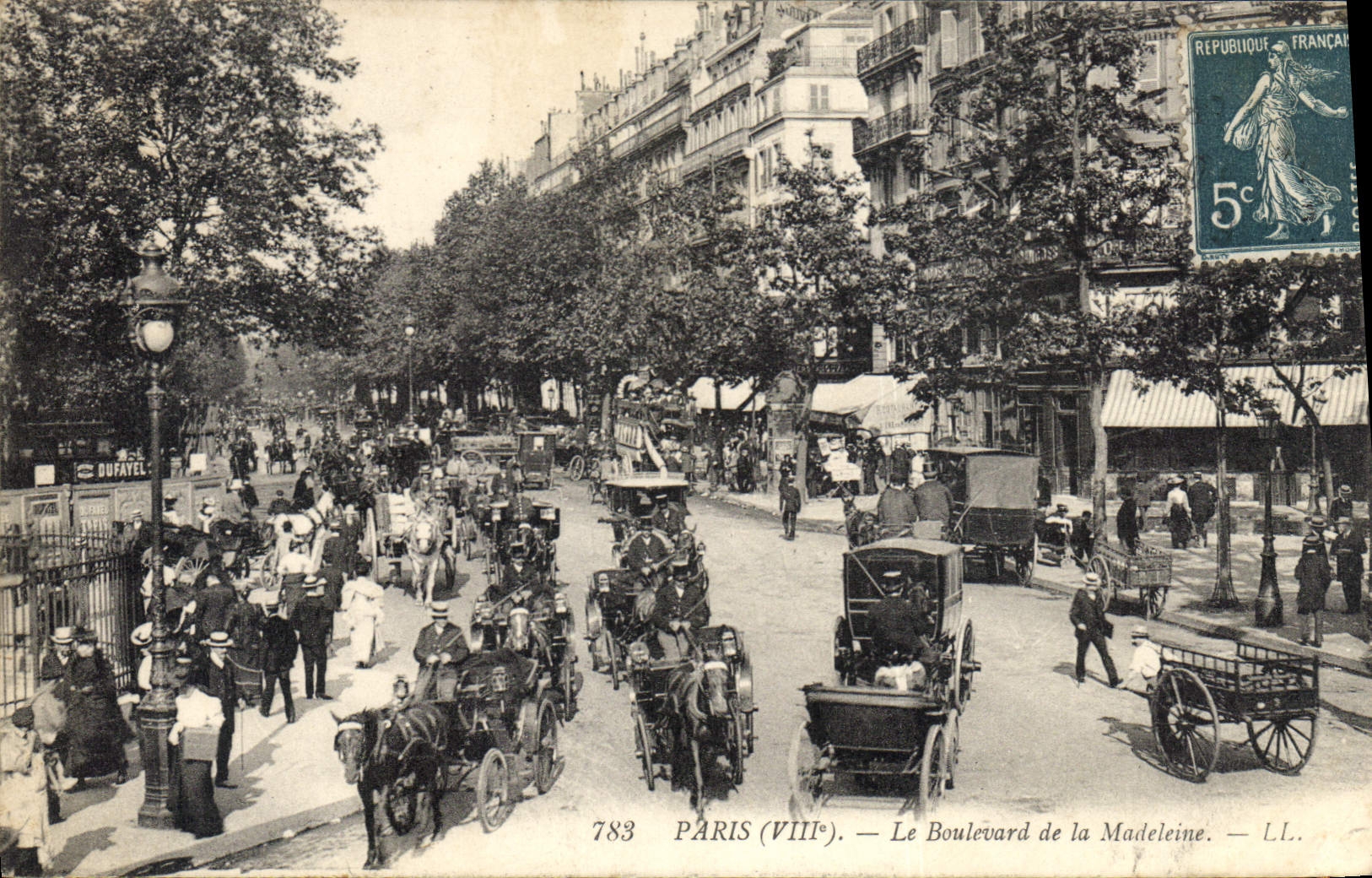CPA Paris VIII Le Boulevard de la Madeleine 