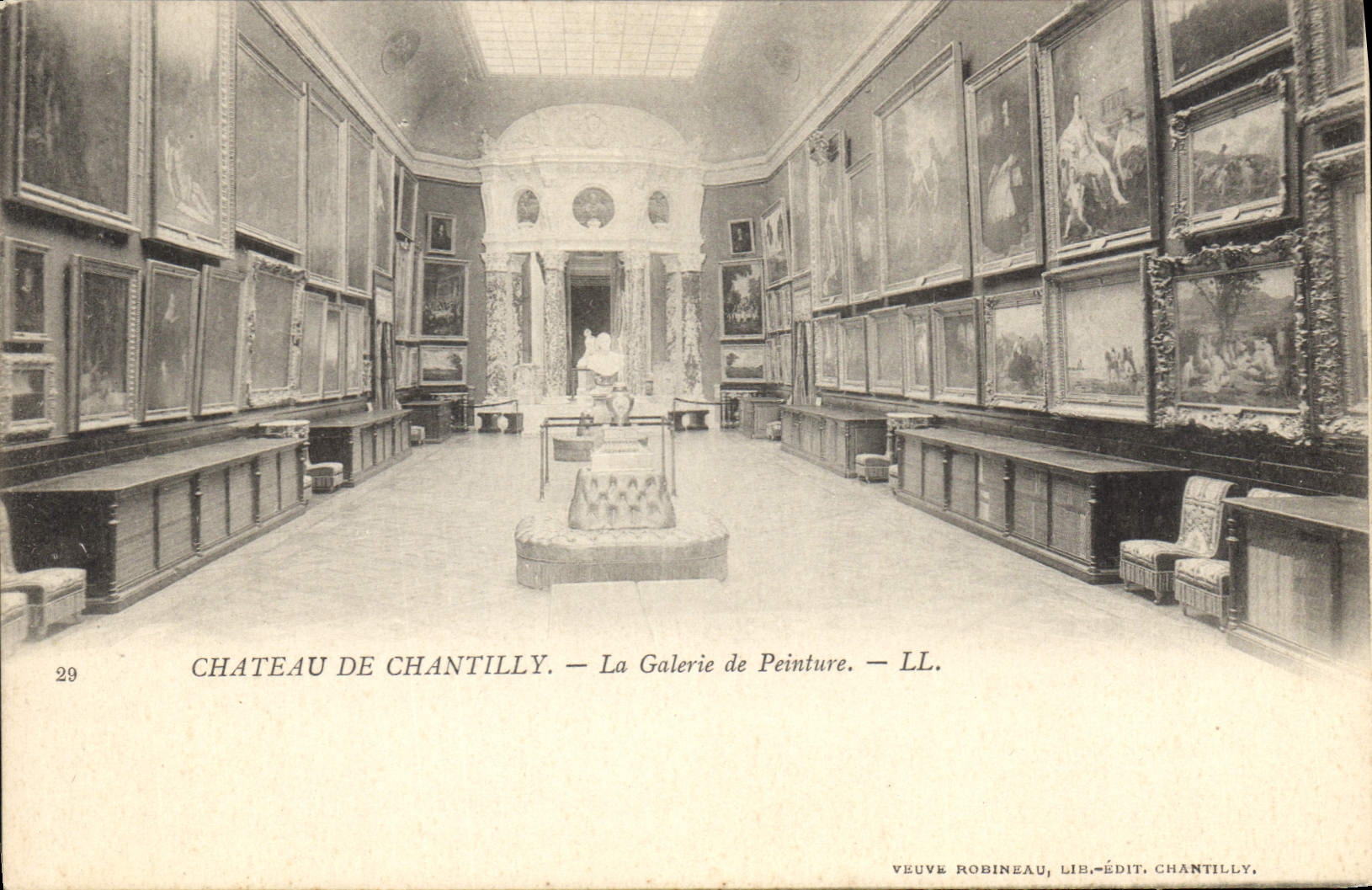 CPA Chateau de Chantilly La Galerie de Peinture