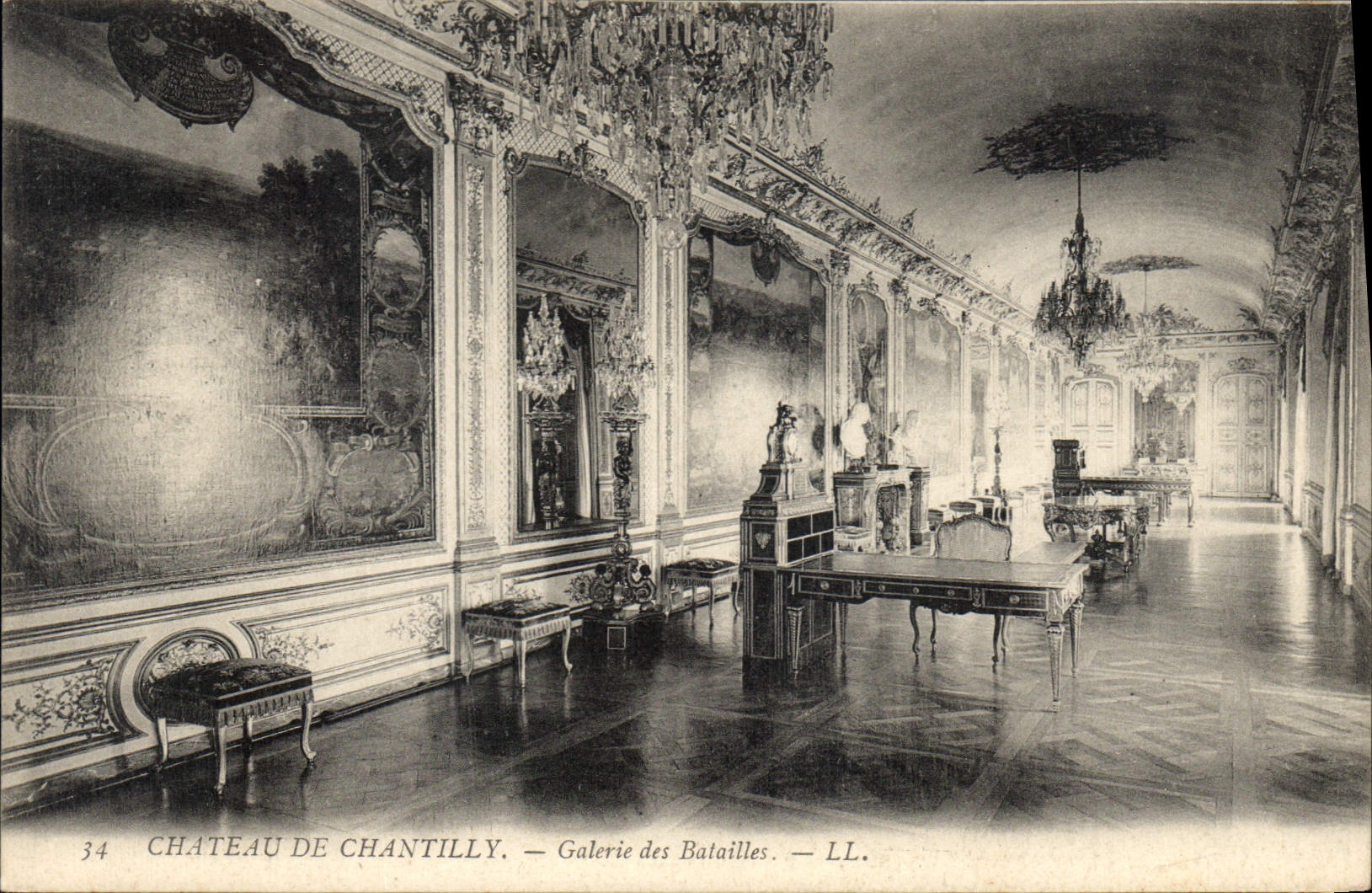 CPA Chateau de Chantilly Galerie des Batailles 