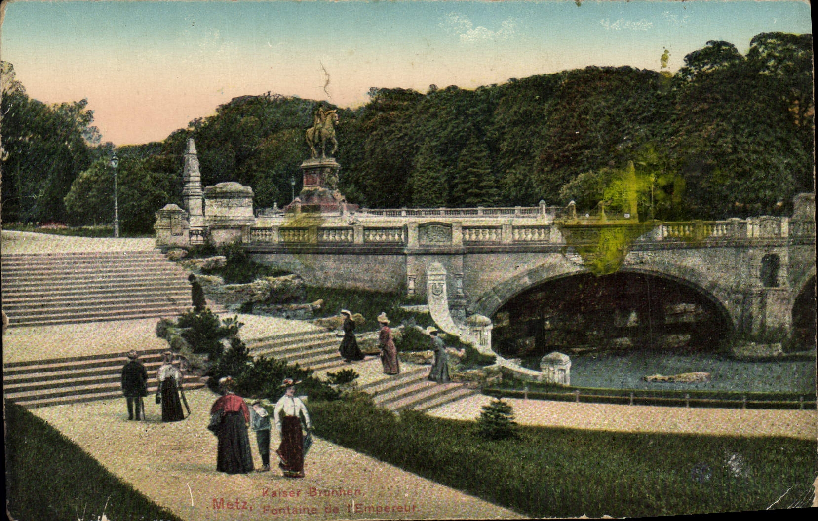 CPA Metz Fontaine de l'Empereur 