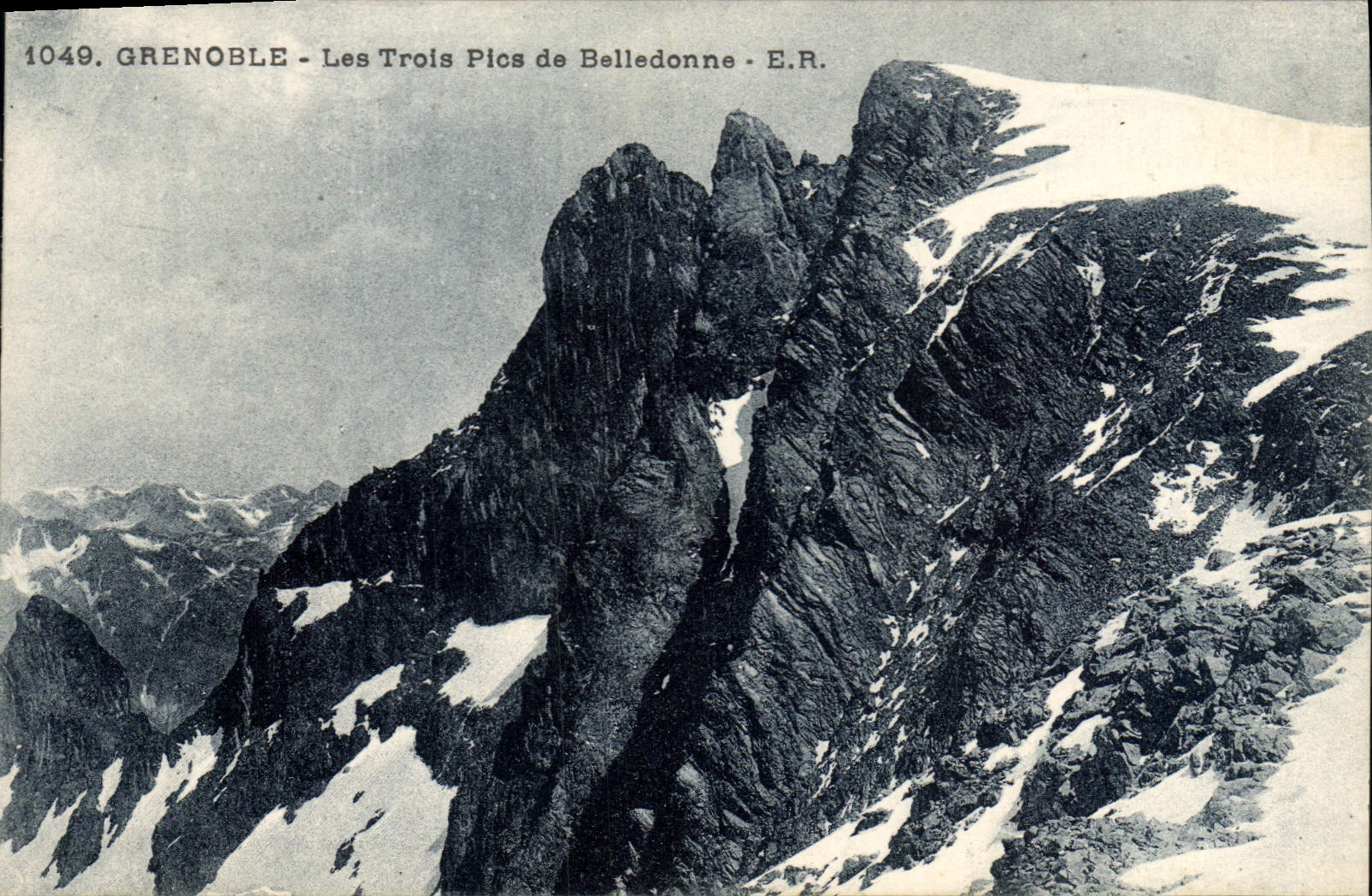 CPA Grenoble Les Trois Pics de Belledonne 