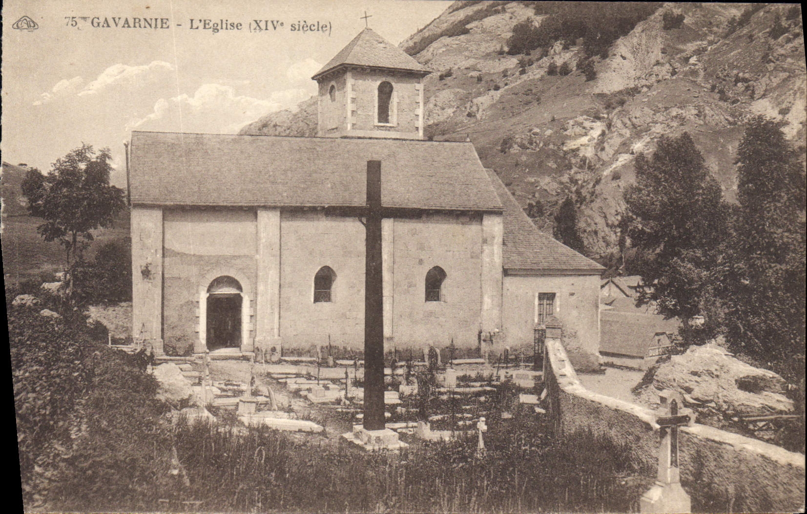 CPA Gavarnie L'Eglise XIV siecle 