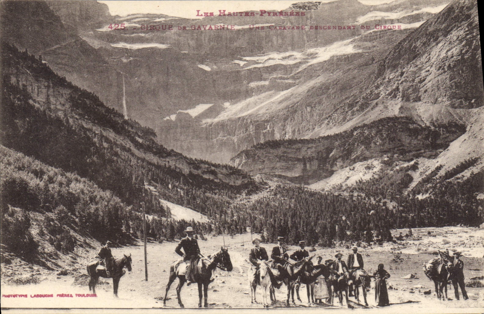 CPA Les Hautes Pyrenees Cirque de Gavarnie 
