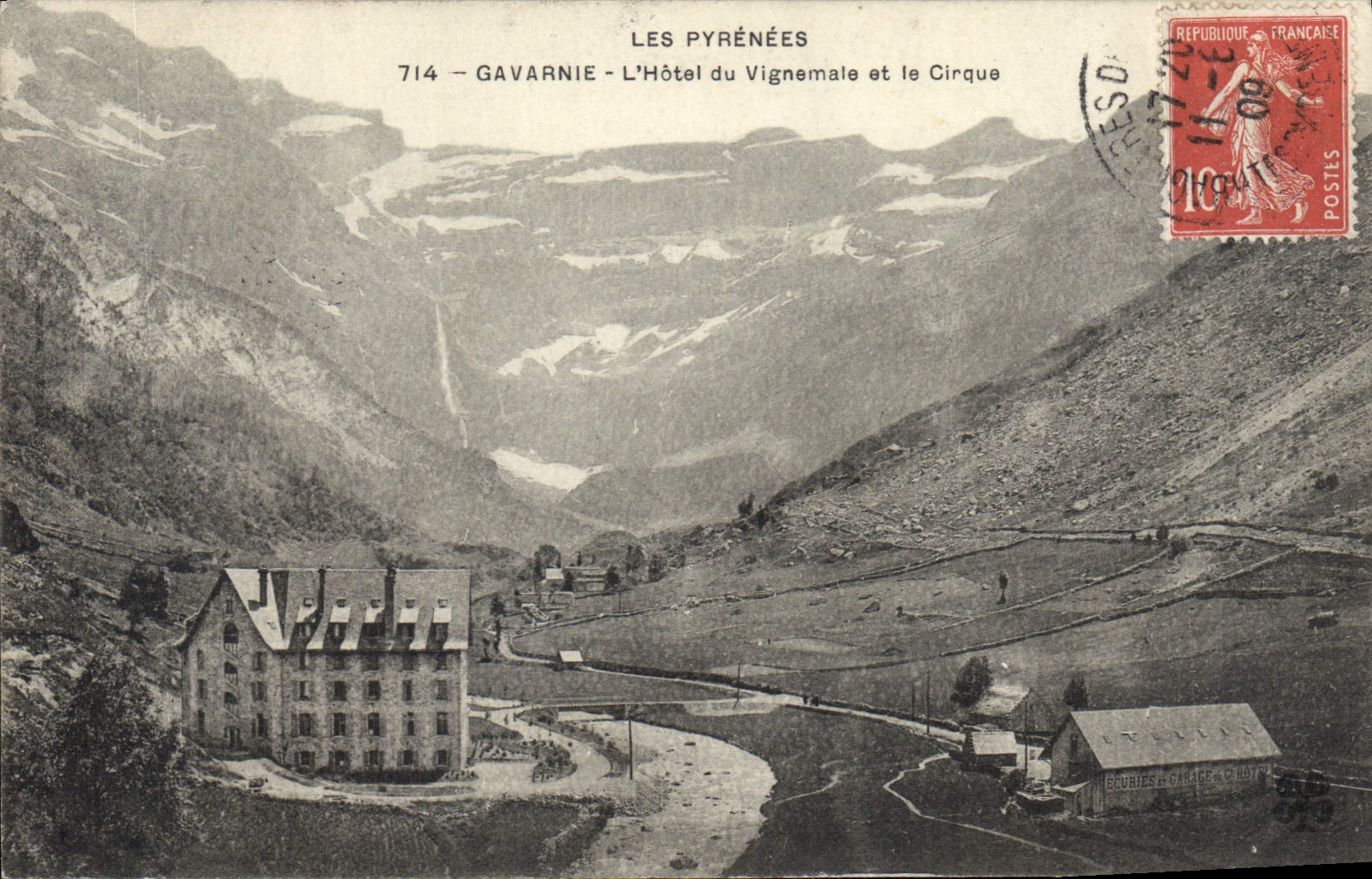 CPA Les Pyrenees Gavarnie L'Hotel du Vignemale et le Cirque