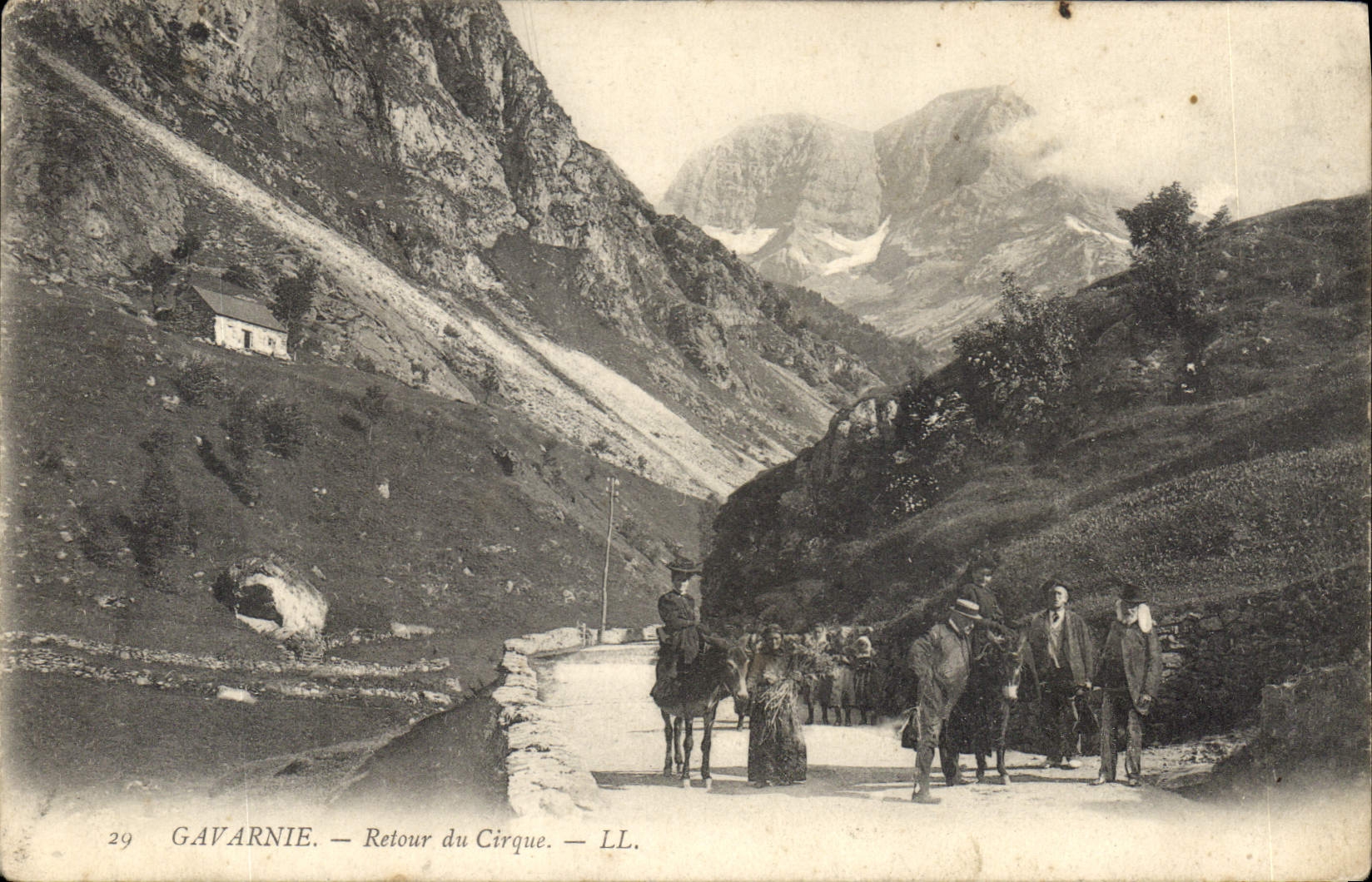CPA Gavarnie Retour du Cirque Ane Mule