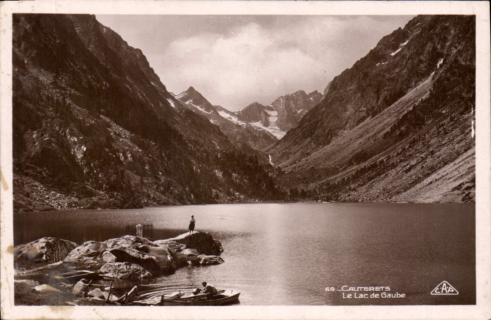 CPA Cauterets Le Lac de Gaube 