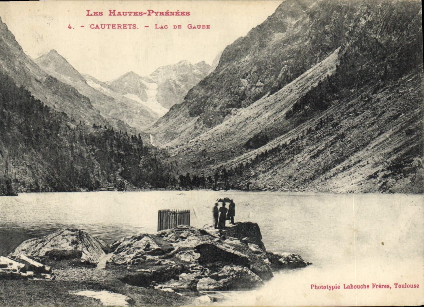 CPA Les Hautes Pyrenees Cauterets Lac de Gaure 
