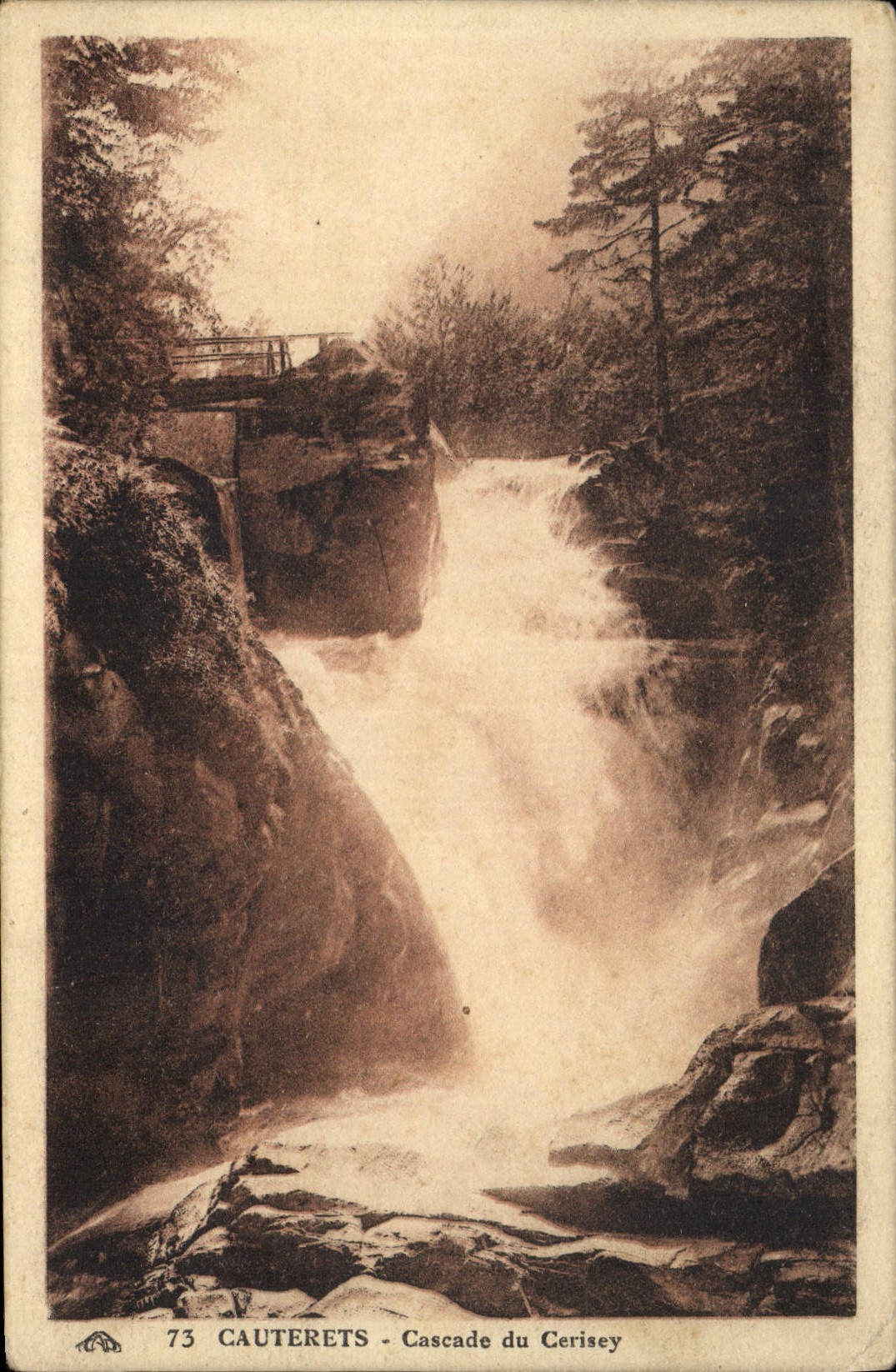 CPA Cauterets Cascade du Cerisey 