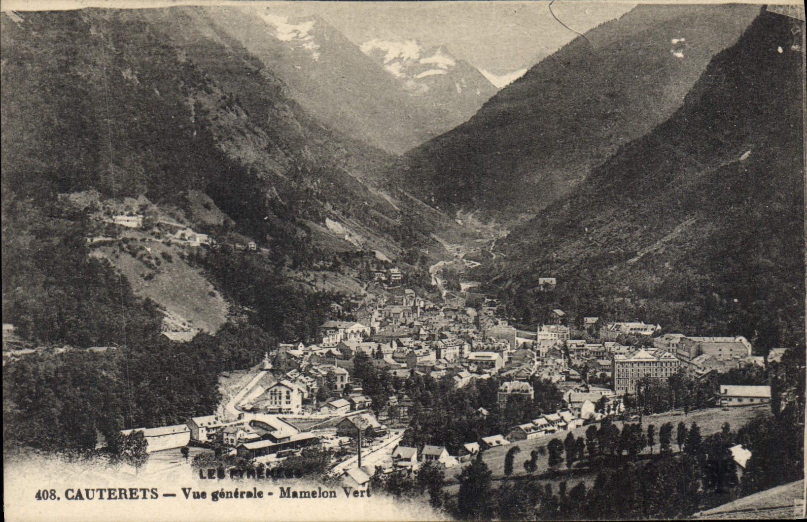 CPA Cauterets Vue generale Mamelon Vert 