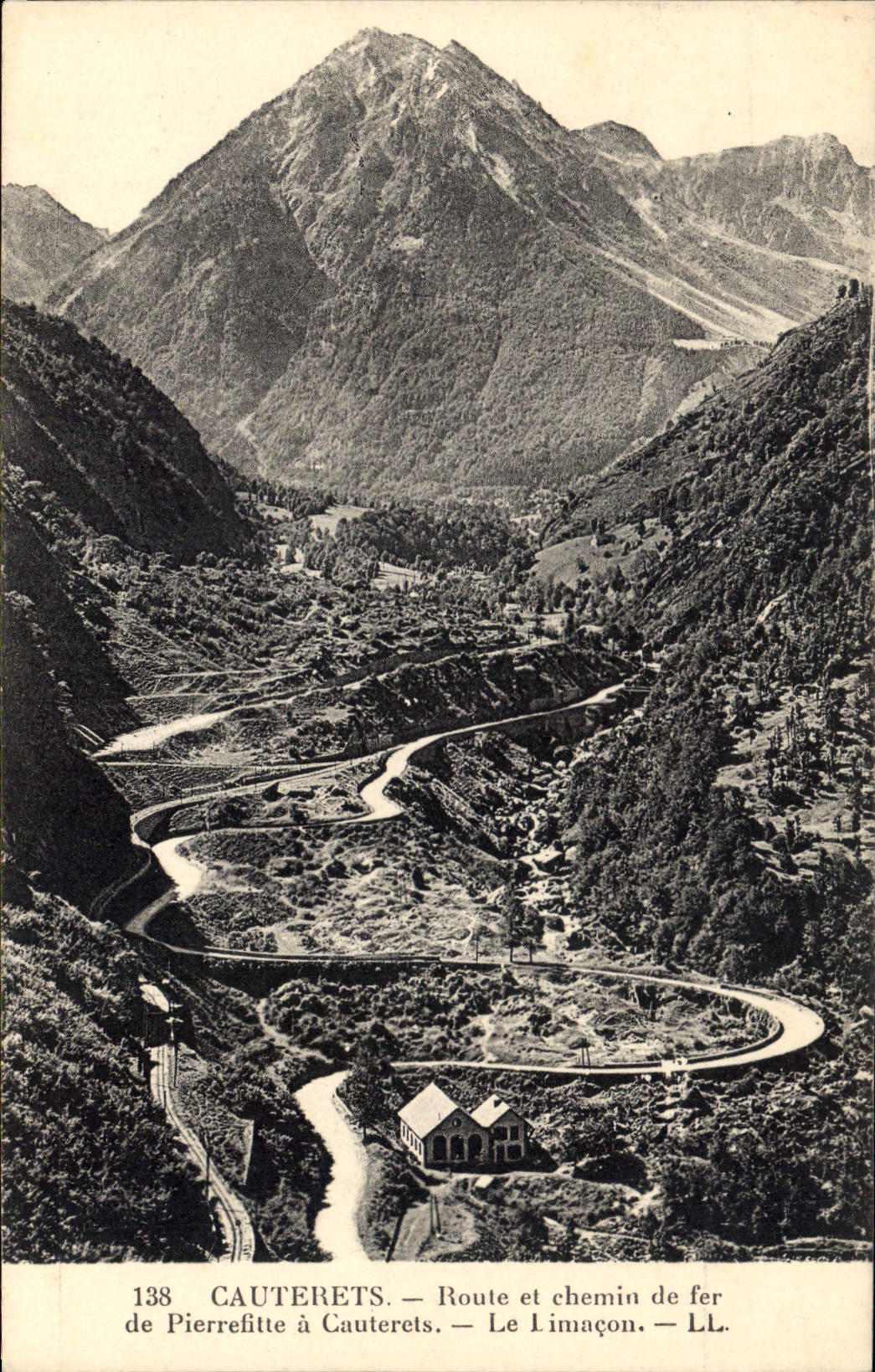 CPA Cauterets Route et chemin de fer de Pierrefitte a Cauterets Le Limacon 