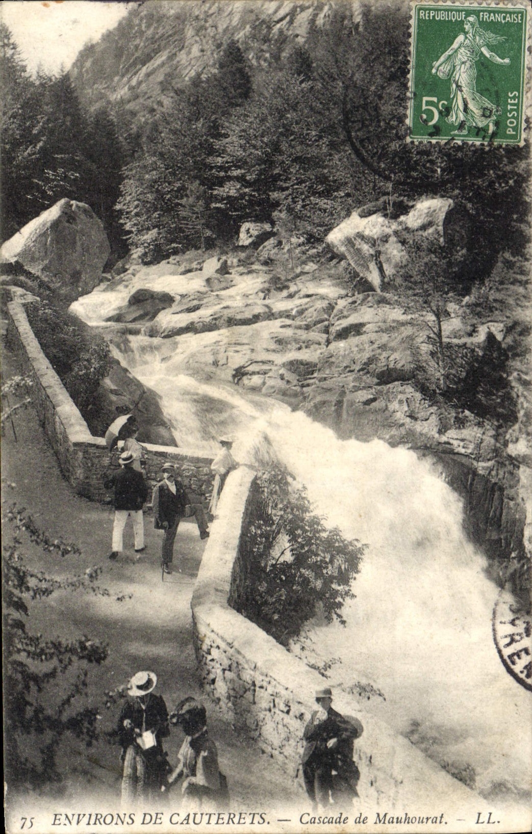 CPA Environs de Cauterets Cascade de Mauhourat 