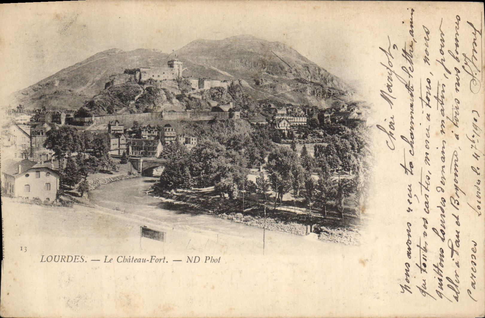 CPA Lourdes Le Chateau Fort 