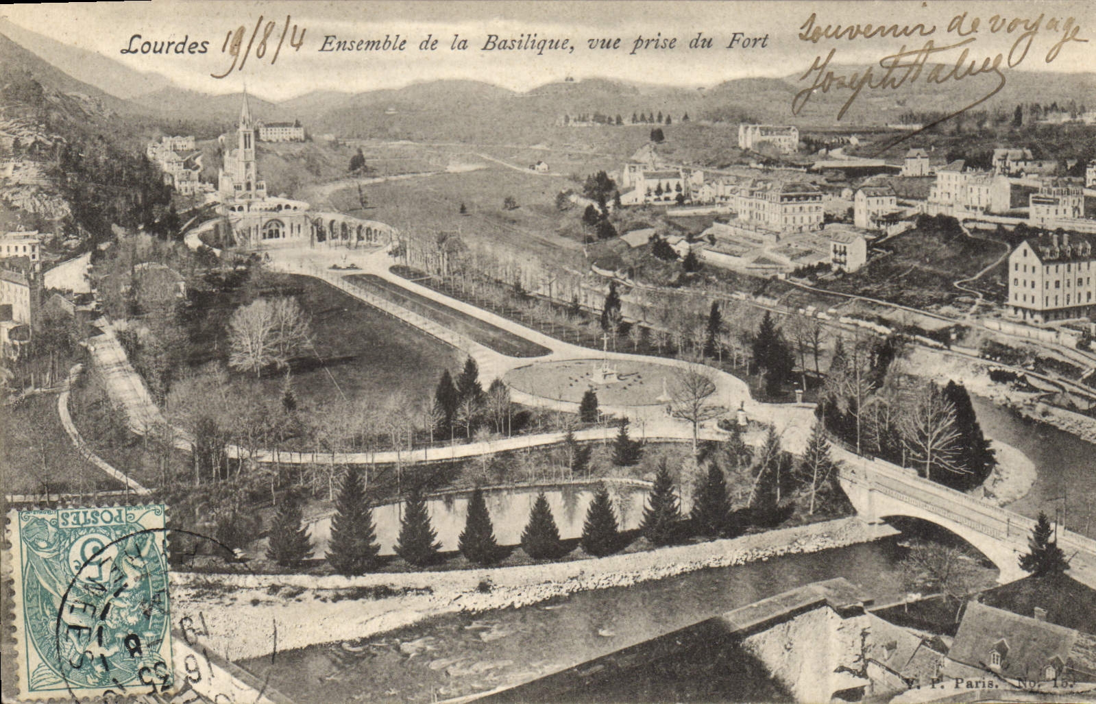 CPA Lourdes Ensemble de la Basilique vue prise du Fort 