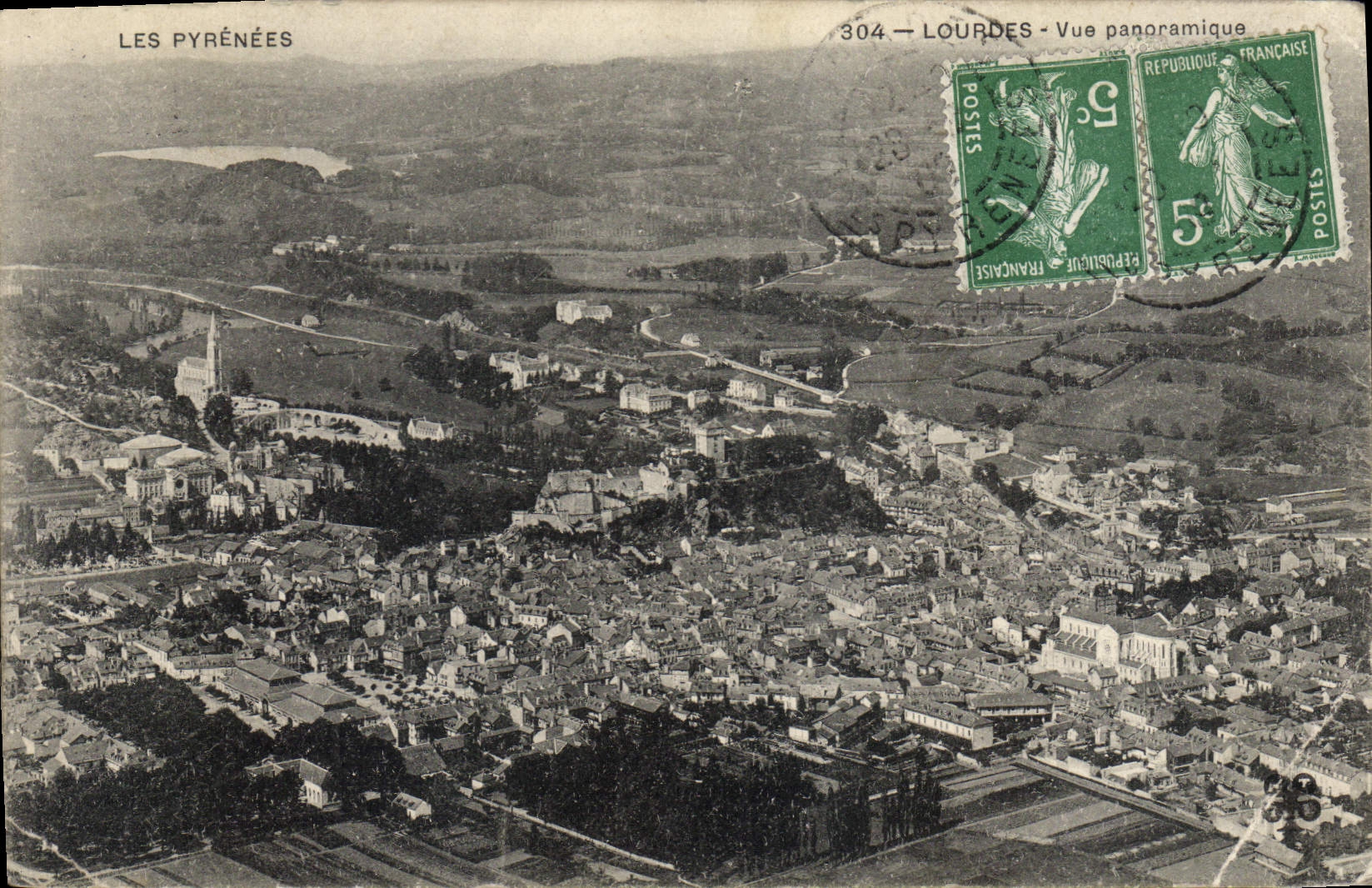 CPA Les Pyrenees Lourdes Vue Panoramique 