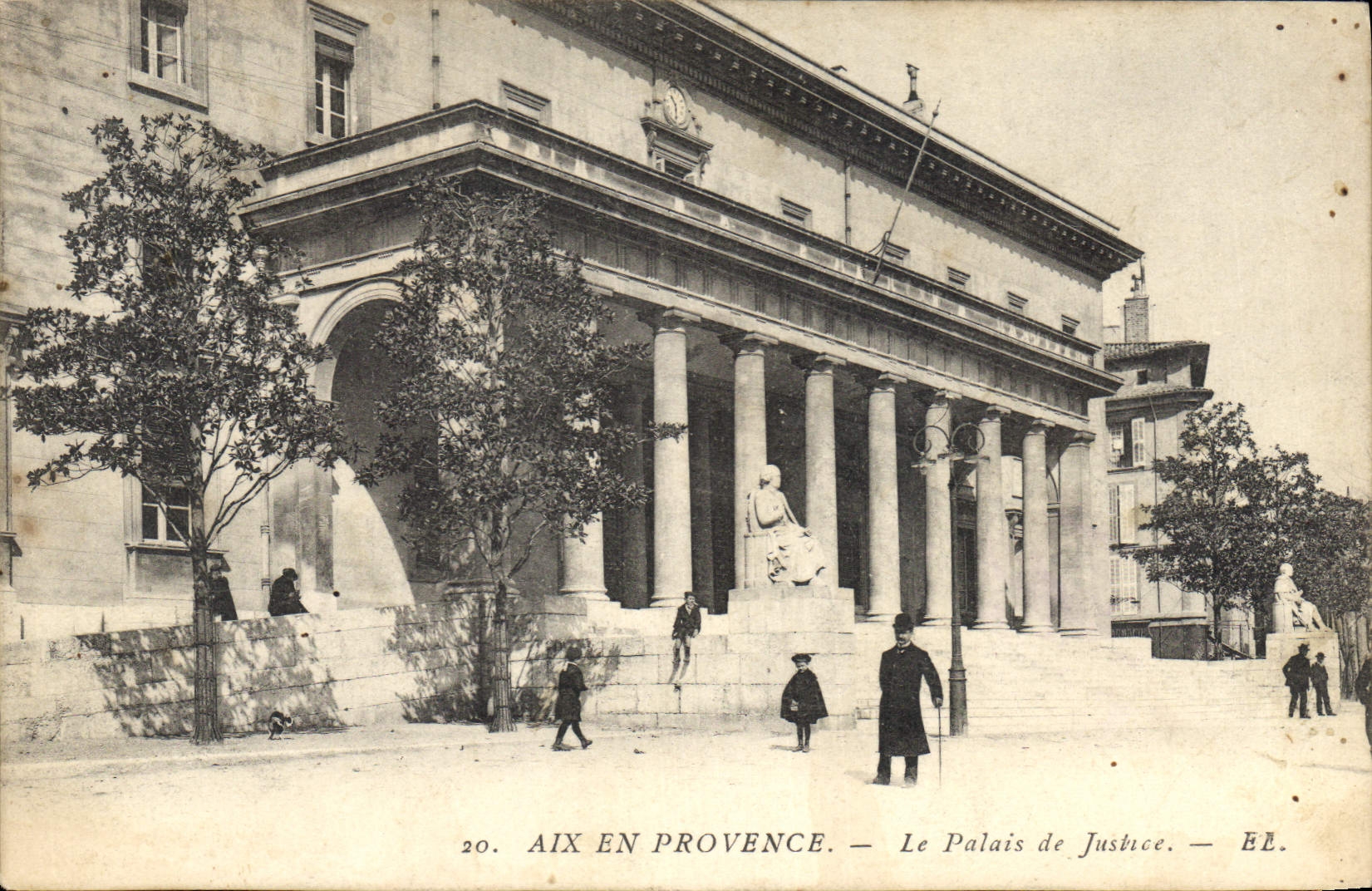 CPA Aix en Provence Le Palais de Justice 