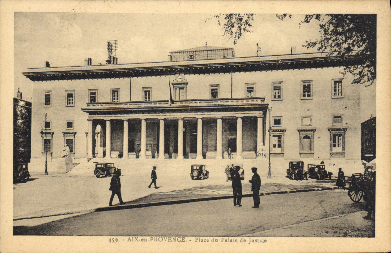 CPA Aix en Provence Place du Palais de Justice
