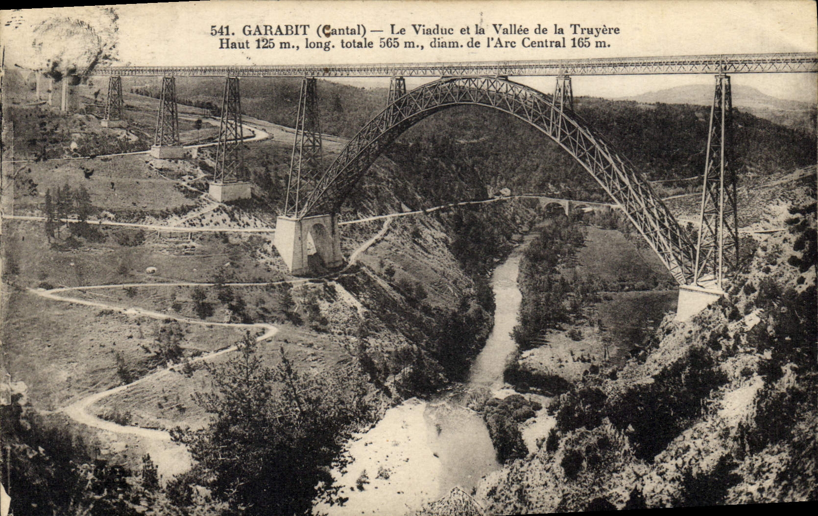 CPA Garabit Cantal Le Viaduc et la Vallee de la Truyere 