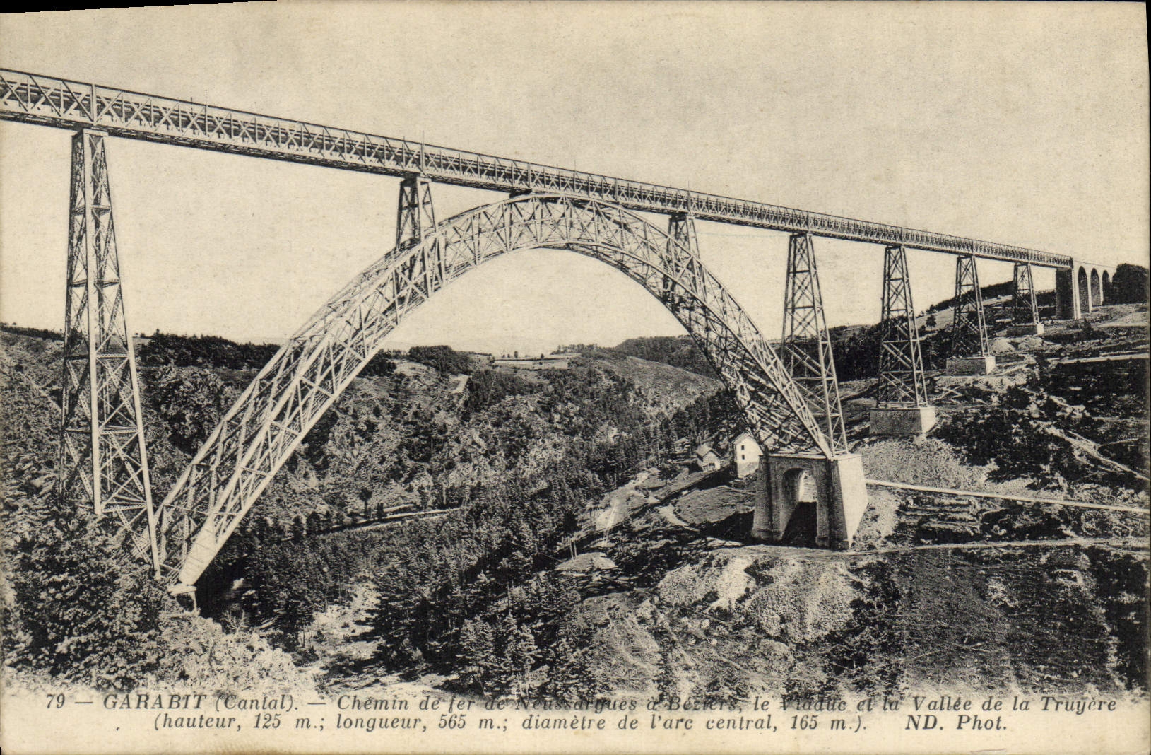 CPA Garabit Cantal Chemin 