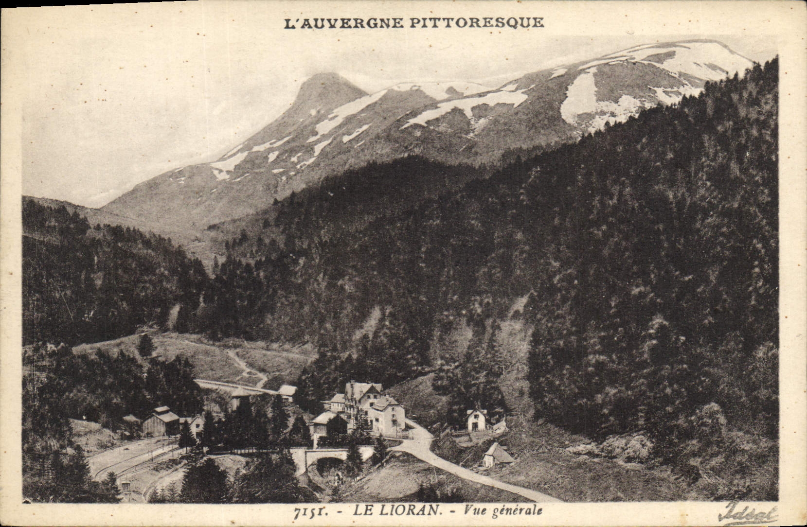 CPA L'Auvergne Pittoresque Le Lioran Vue generale 