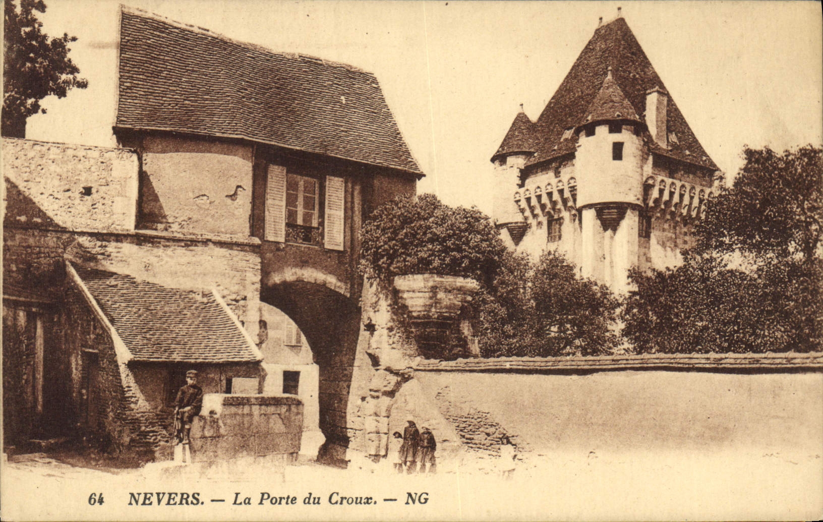 CPA Nevers La Porte du Croux 