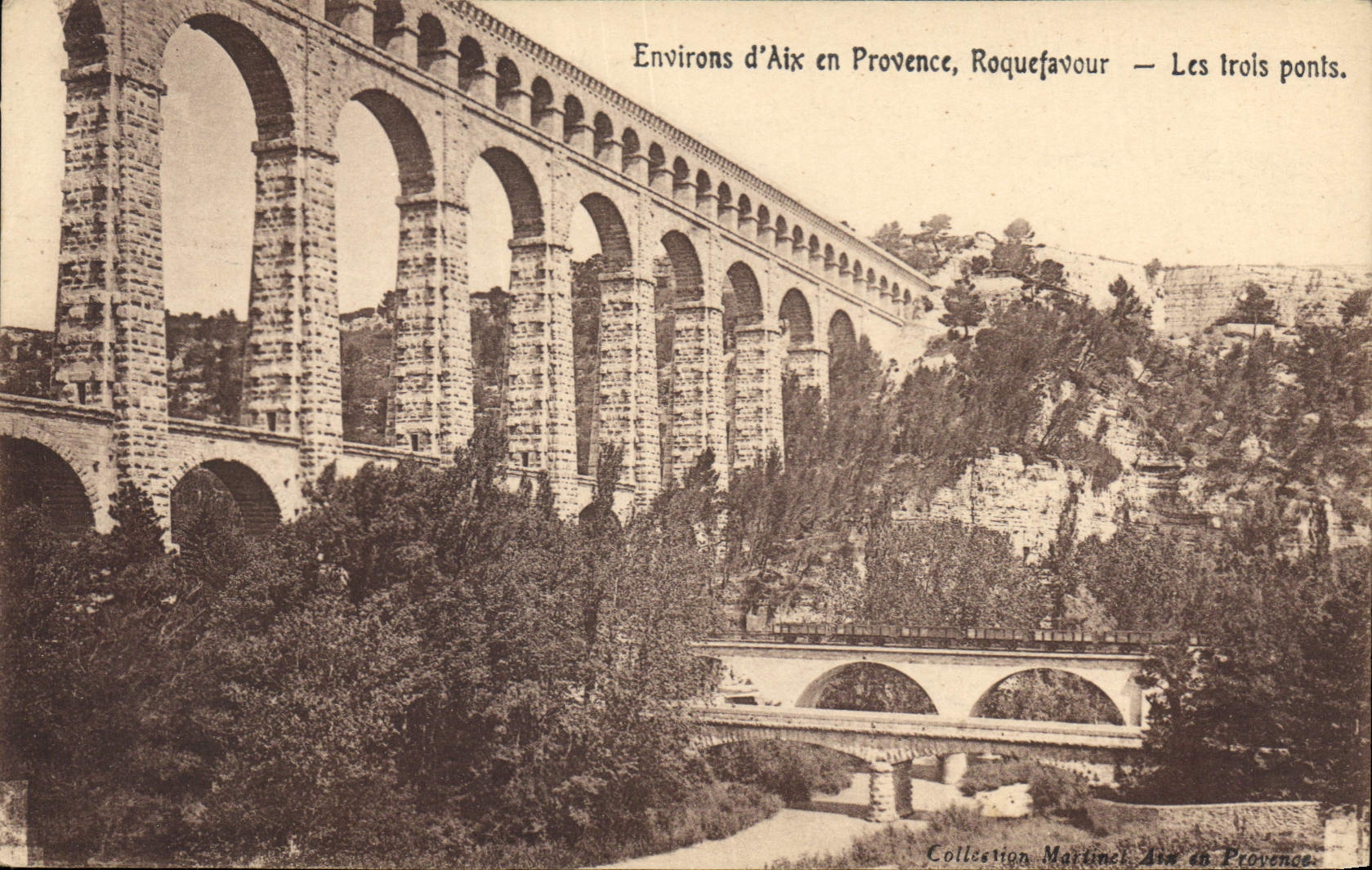 CPA Environs d'Aix en Provence Roquefavour Les Trois Ponts