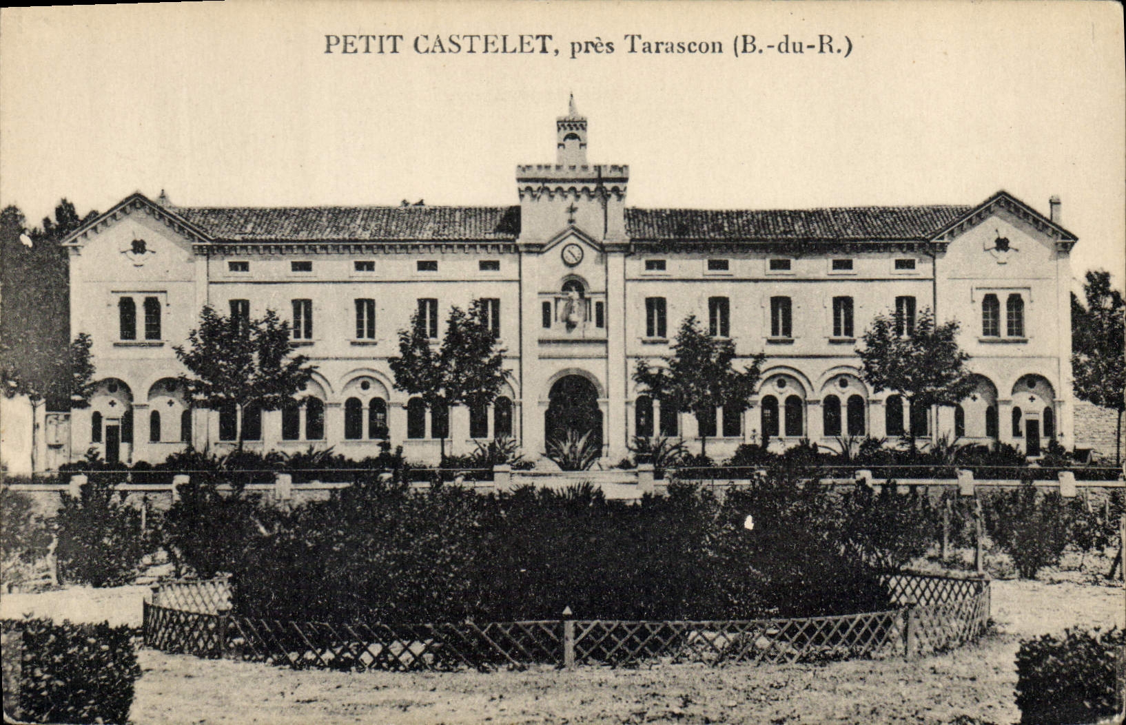 CPA Petit Castelet pres Tarascon B du R