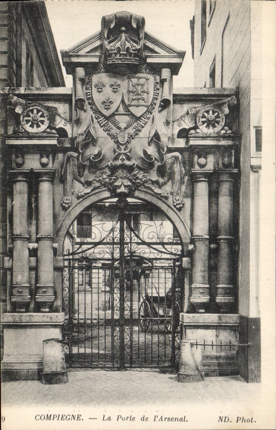 CPA Compiegne La Porte de l'Arsenal 