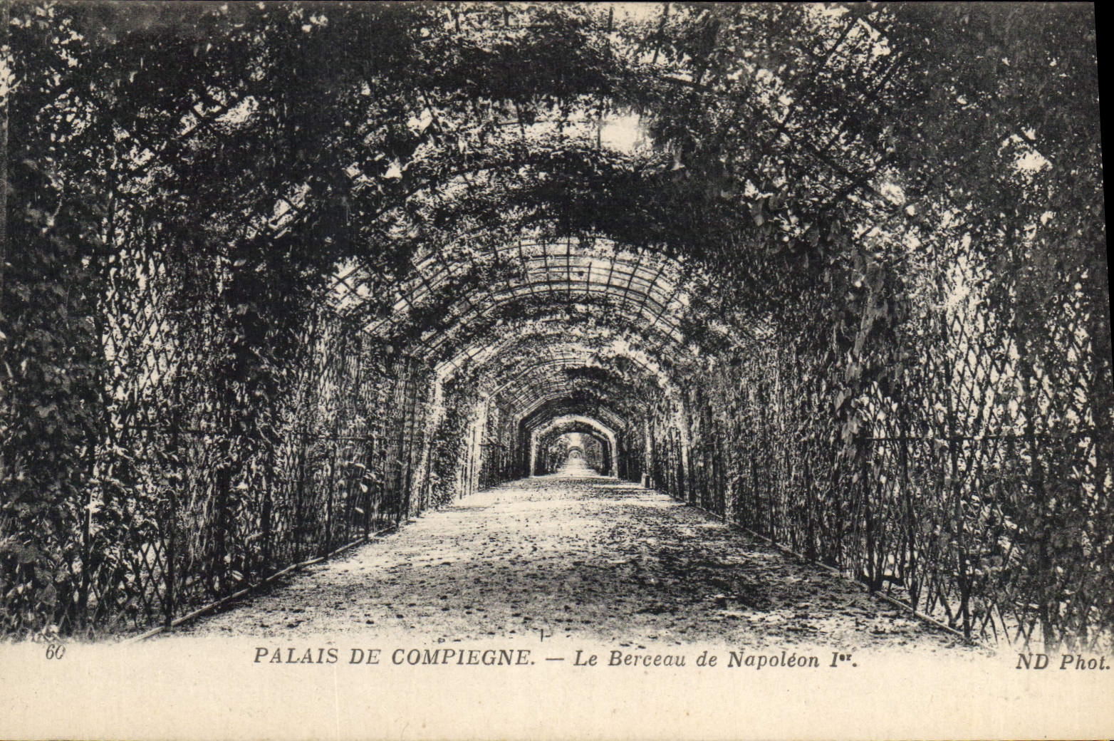 CPA Palais de Compiegne Le Berceau de Napoleon 1er