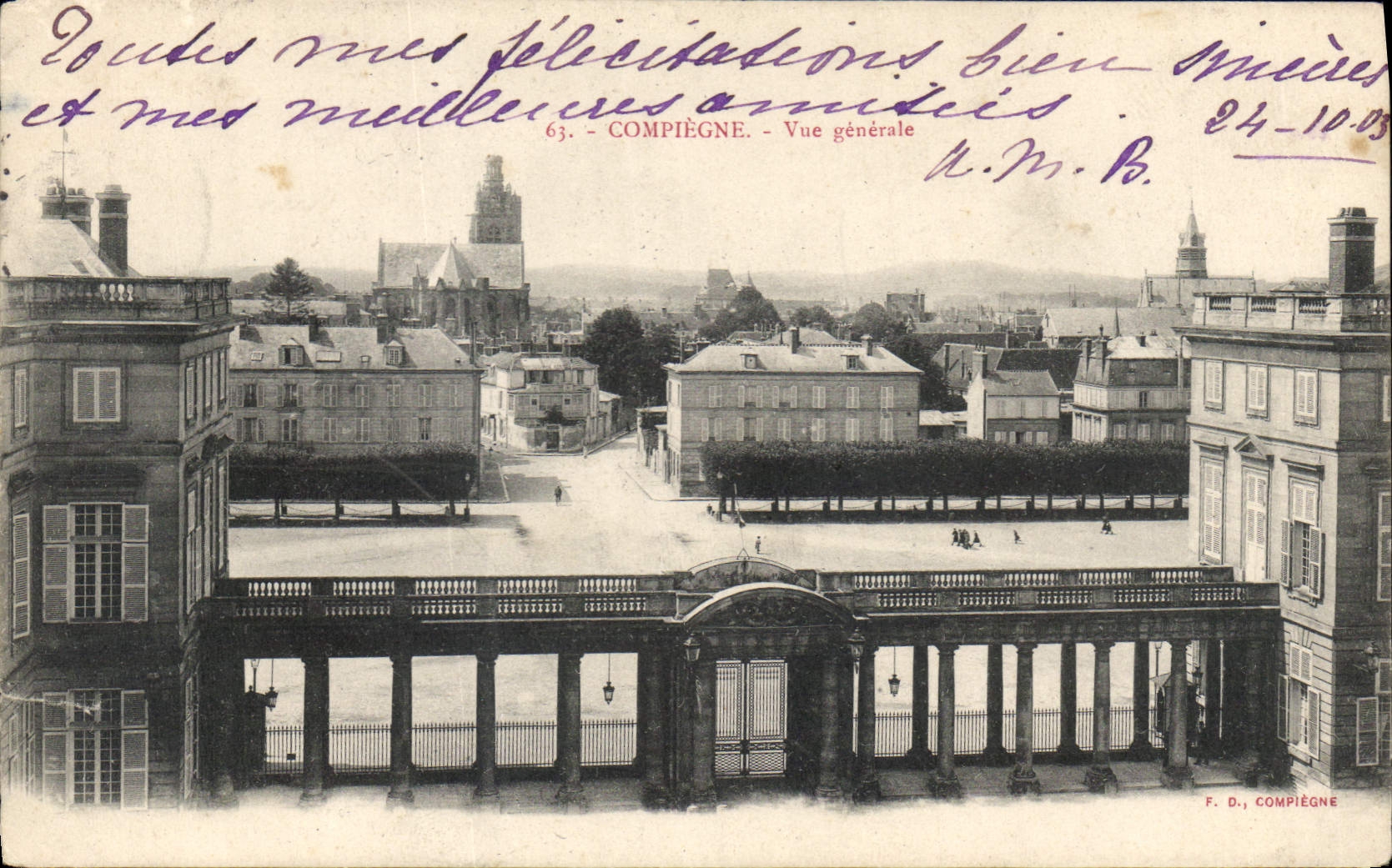 CPA Compiegne Vue generale 