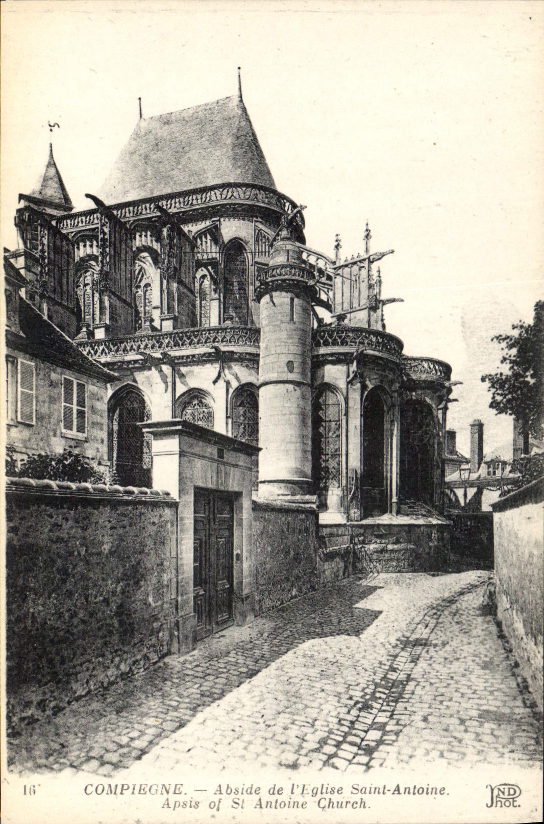 CPA Compiegne Abside de l'Eglise Saint Antoine 