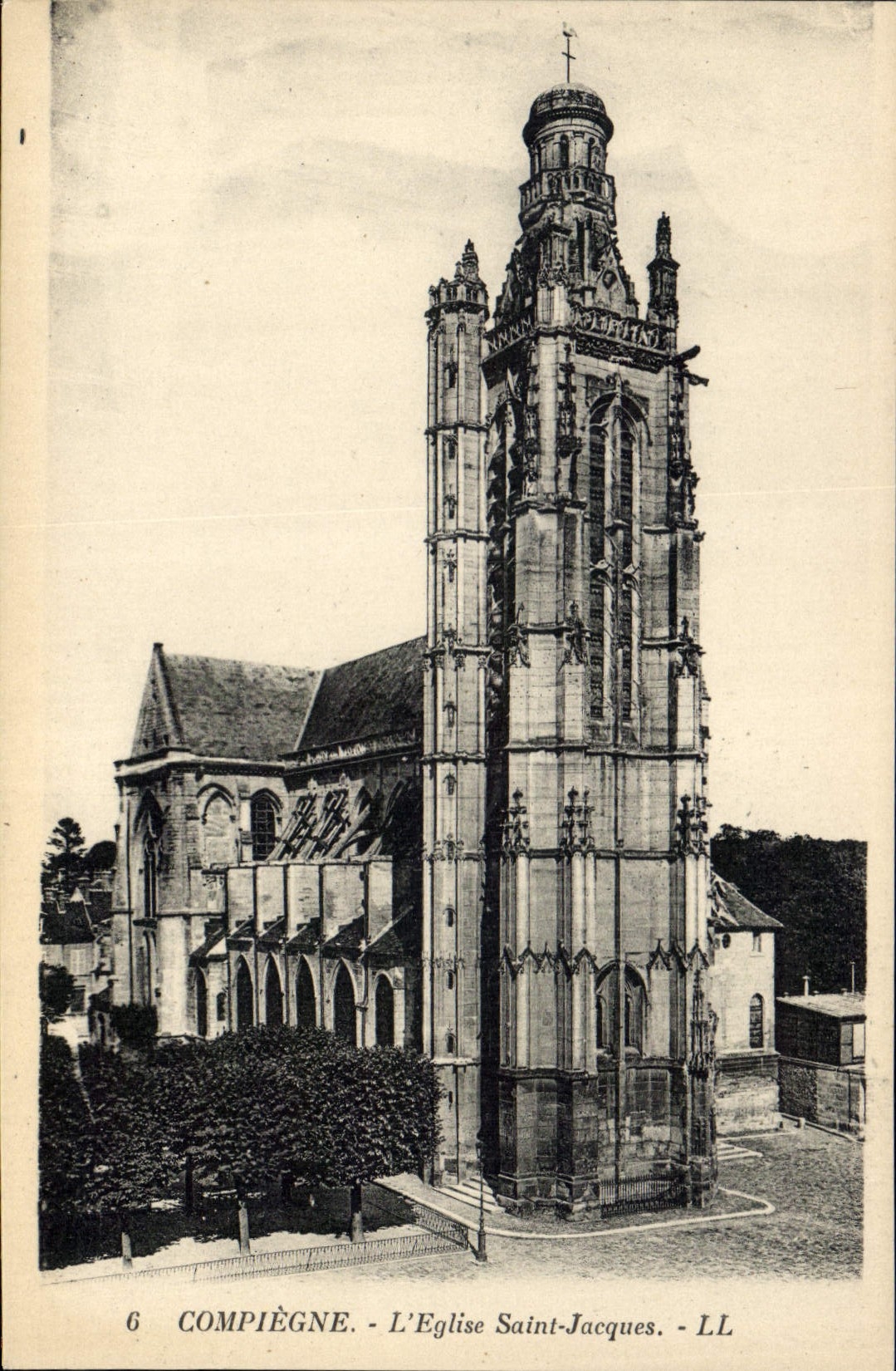 CPA Compiegne L'Eglise Saint Jacques 