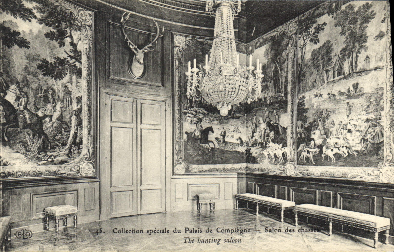 CPA Collection speciale du Palais de Compiegne Salon des Chasses