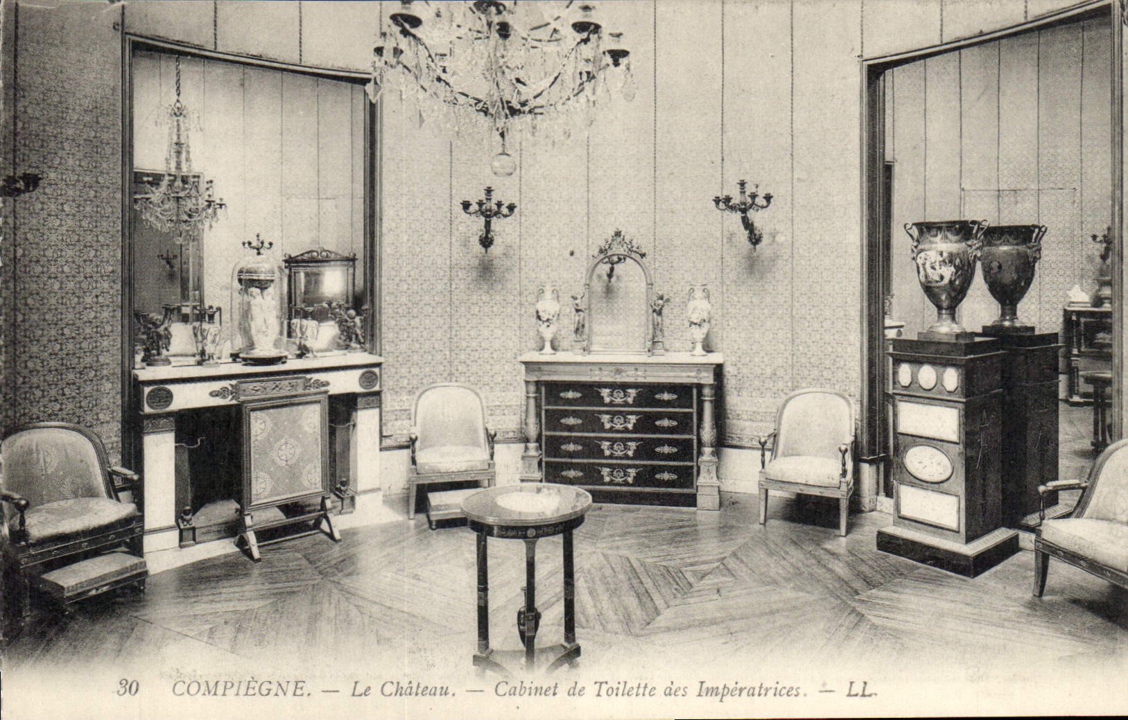 CPA Compiegne Le Chateau Cabinet de Toilette des Imperatrices 