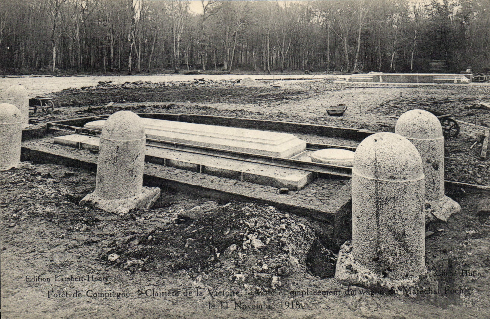 CPA Foret de Compiegne Clairiere de la Victoire 