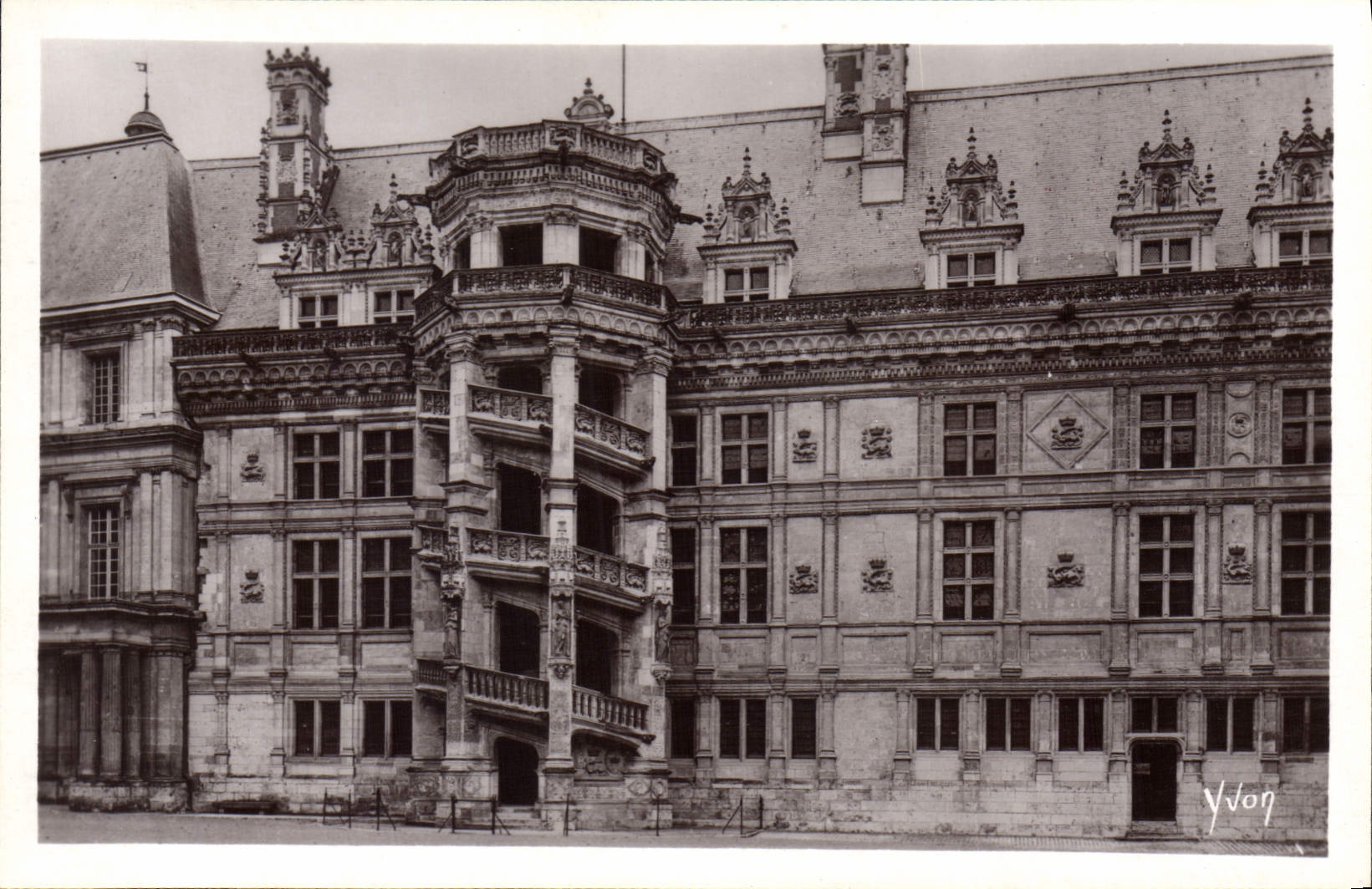 CPA Chateau de Blois Facade Francois 