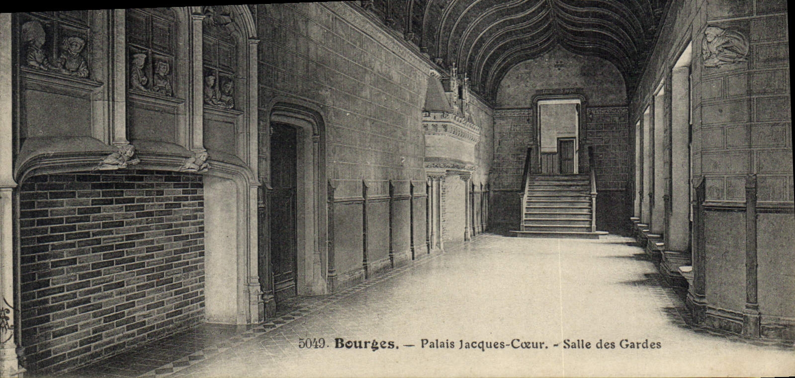 CPA Bourges Palais Jacques Coeur Salle des Gardes 