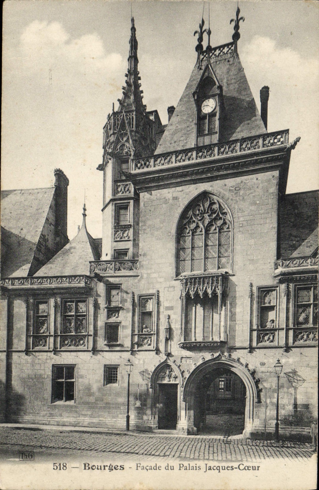 CPA Bourges Facade du Palais Jacques Coeur