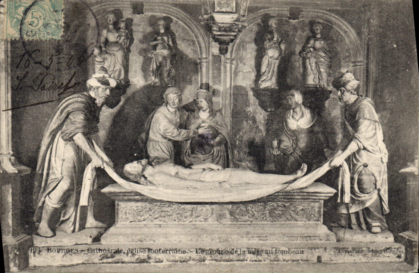 CPA Bourges Crypte de la Cathedrale La mise au Tombeau 