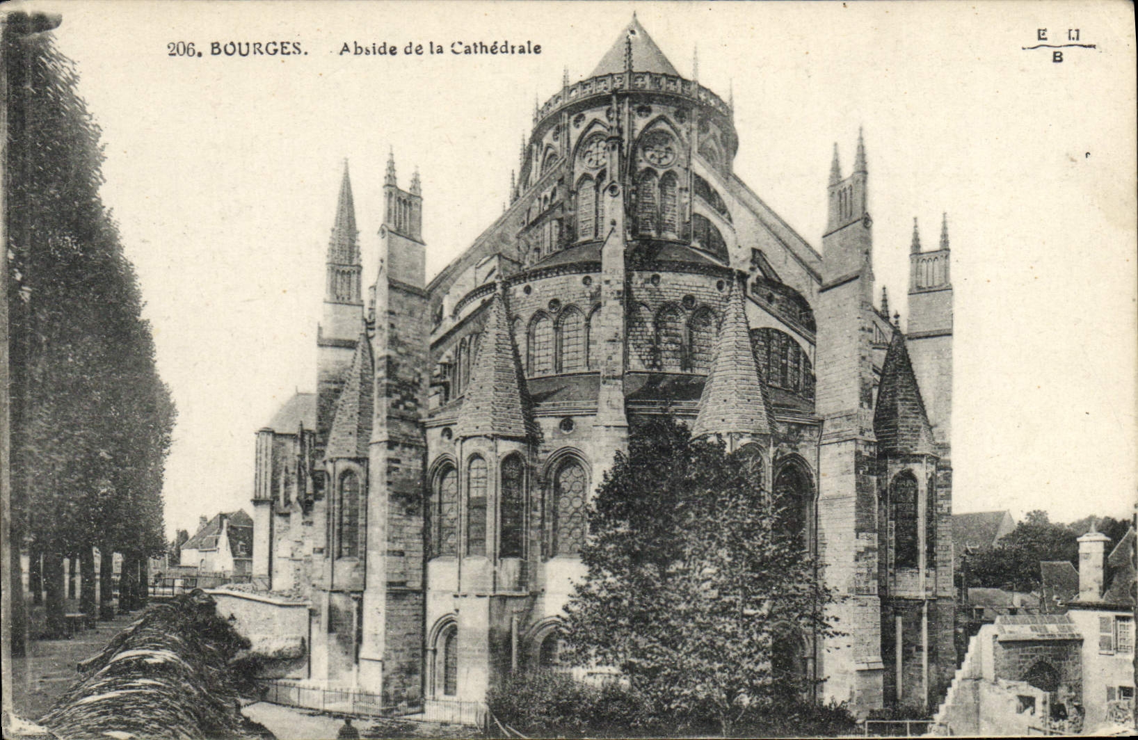 CPA Bourges Abside de la Cathedrale 
