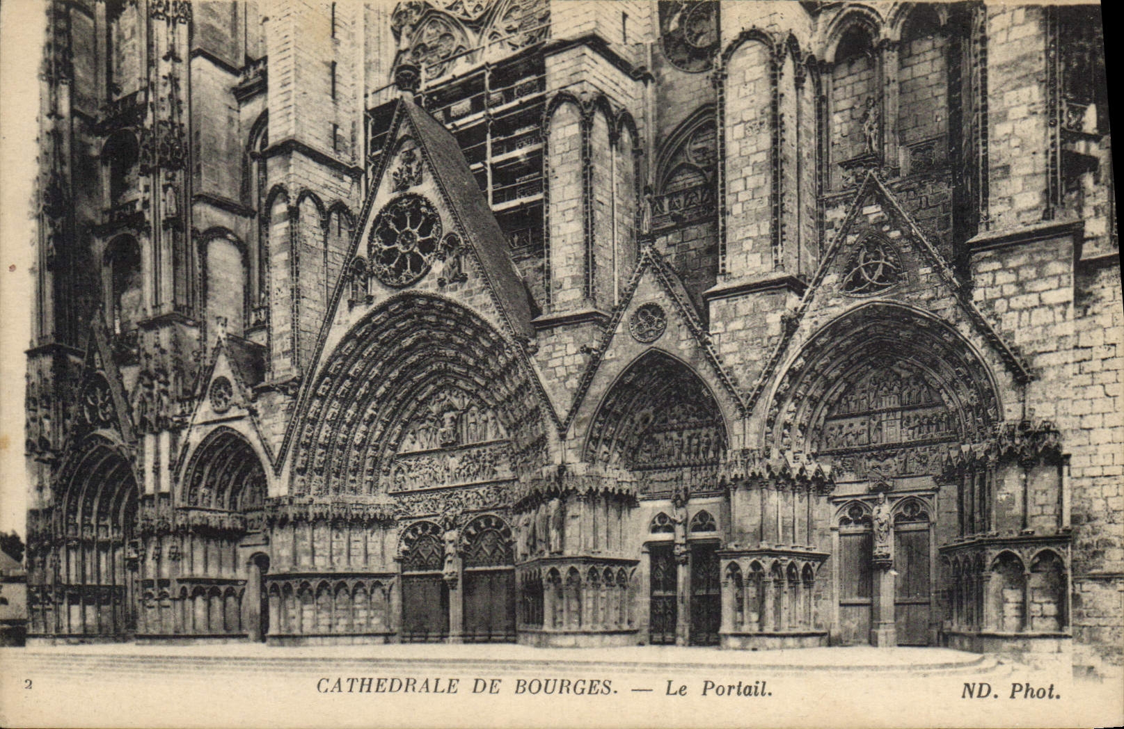 CPA Cathedrale de Bourges Le Portail 