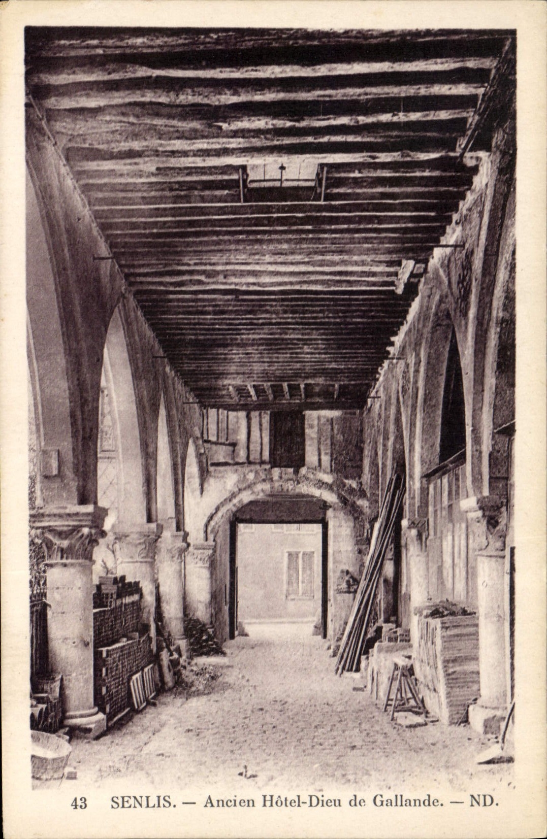 CPA Senlis Ancien Hotel Dieu de Gallande 