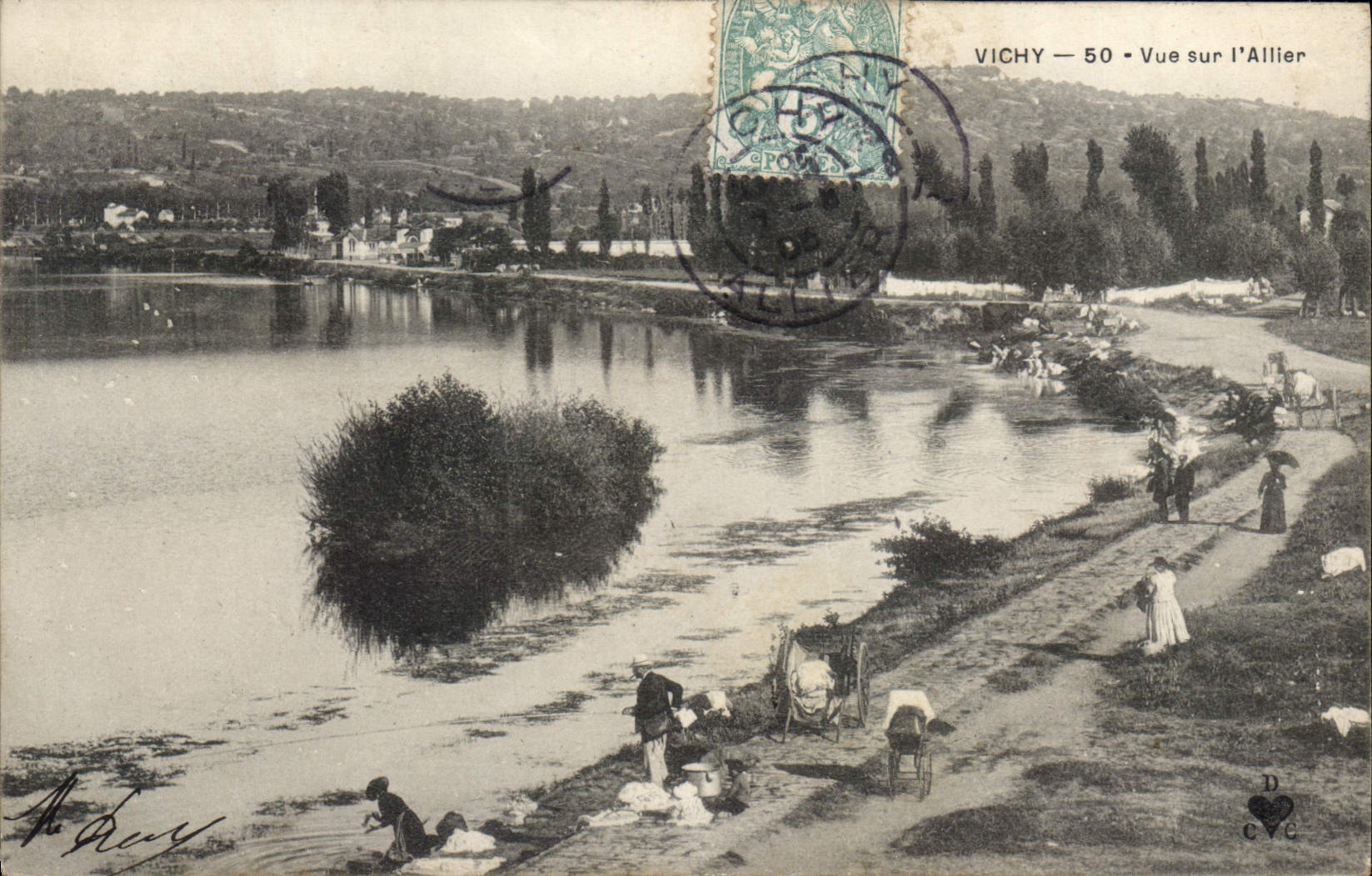CPA Vichy Vue sur l'Allier Lavandieres Peche Pecheur