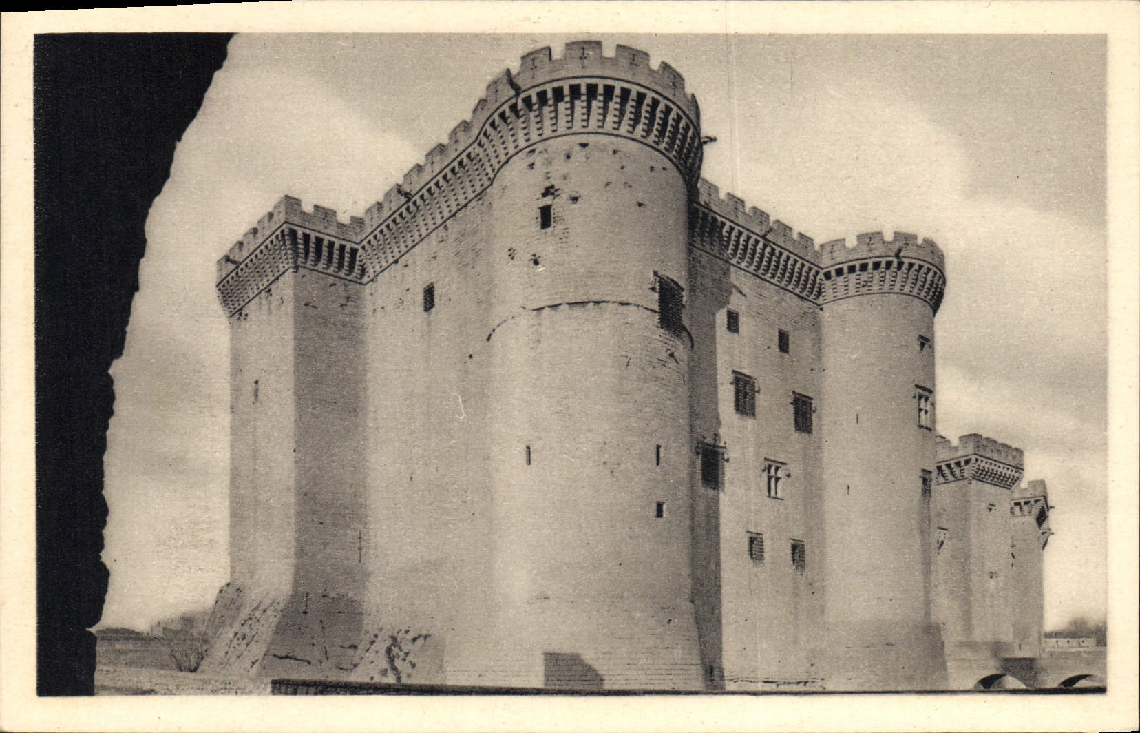 CPA Chateau de Tarascon Bouches du Rhone 