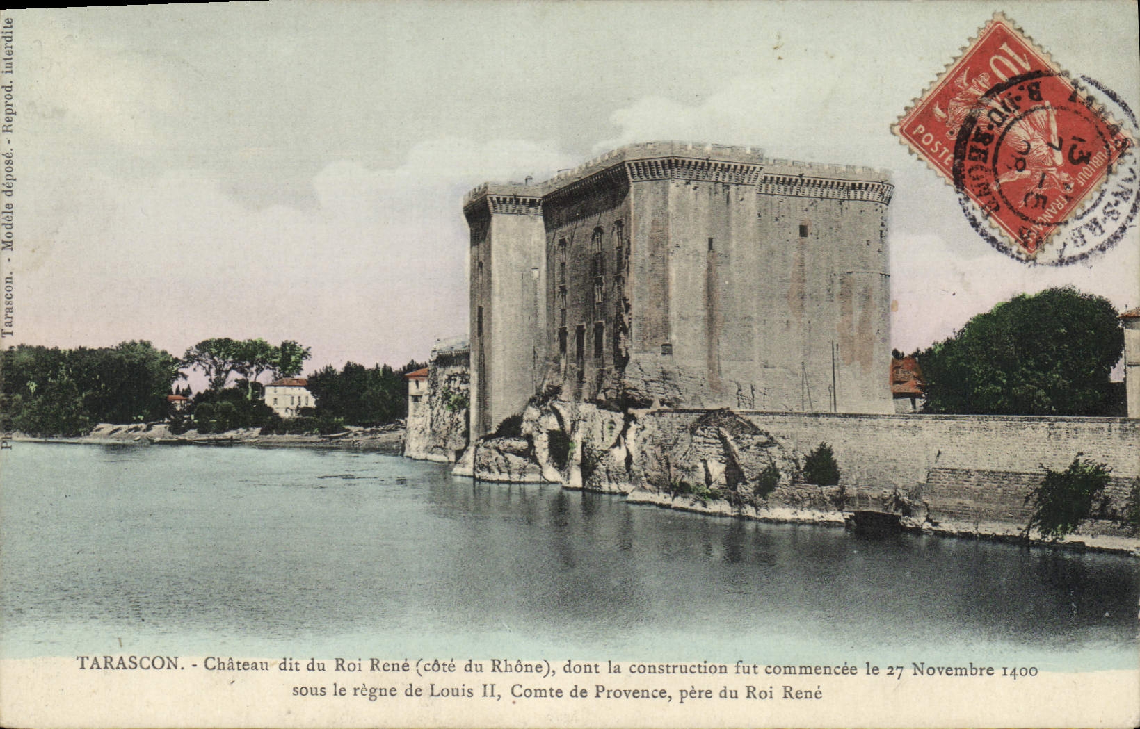 CPA Tarascon Chateau dit du Roi Rene Cote du Rhone dont la construction fut commencee le 27 Novembre