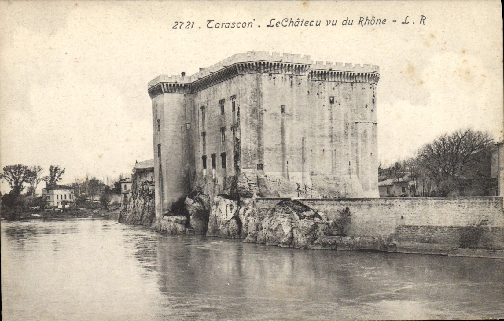 CPA Tarascon le Chateau vu du Rhone 