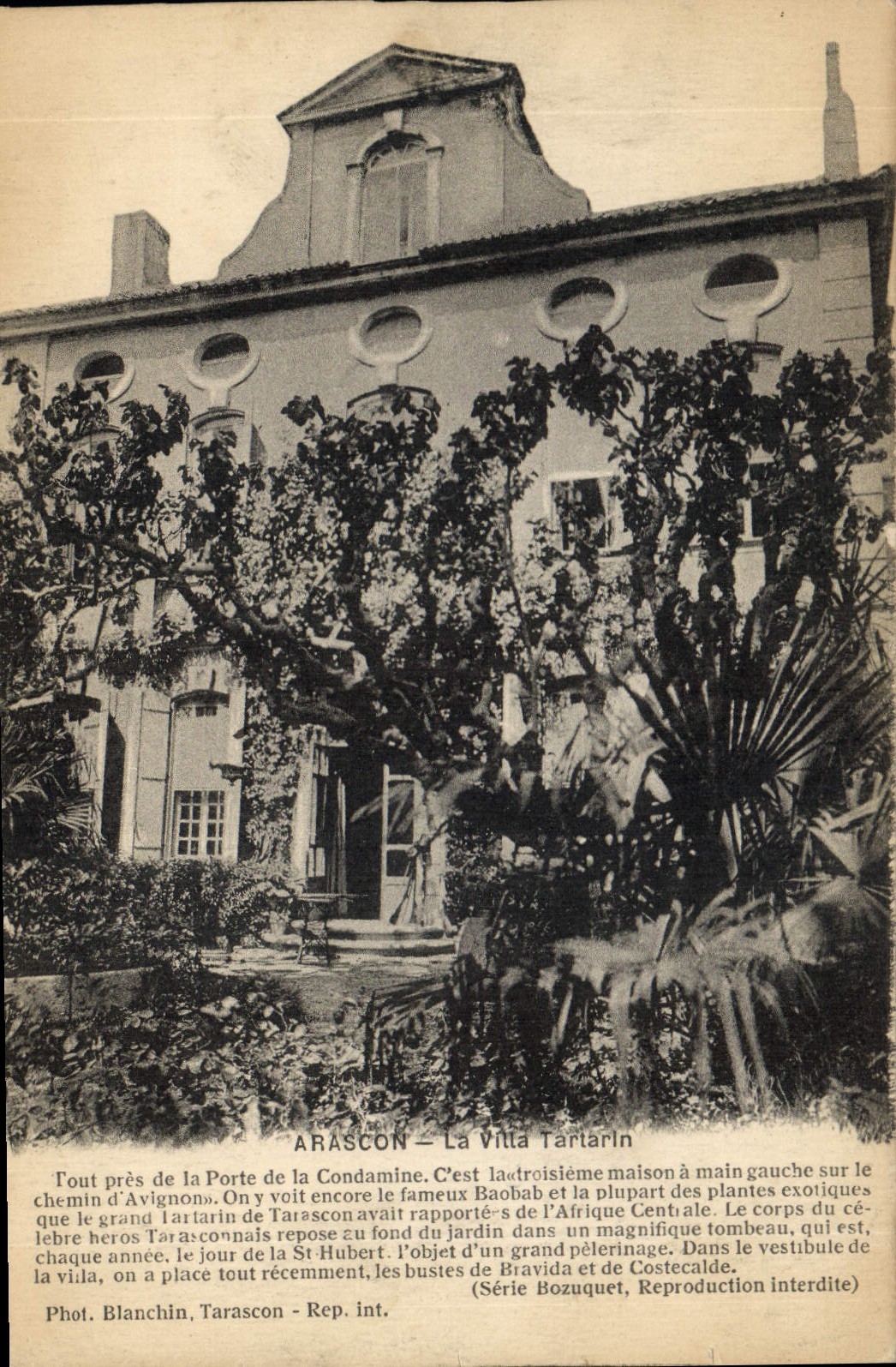 CPA Tarascon la Villa Tartarin tout pres de la Porte de la Condamine c'est la troisiene maison a mai