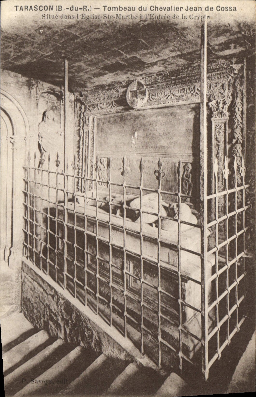 CPA Tarascon B du R Tombeau du chevalier Jean de Cossa situe dans l'eglise Ste Marthe a l'entree de