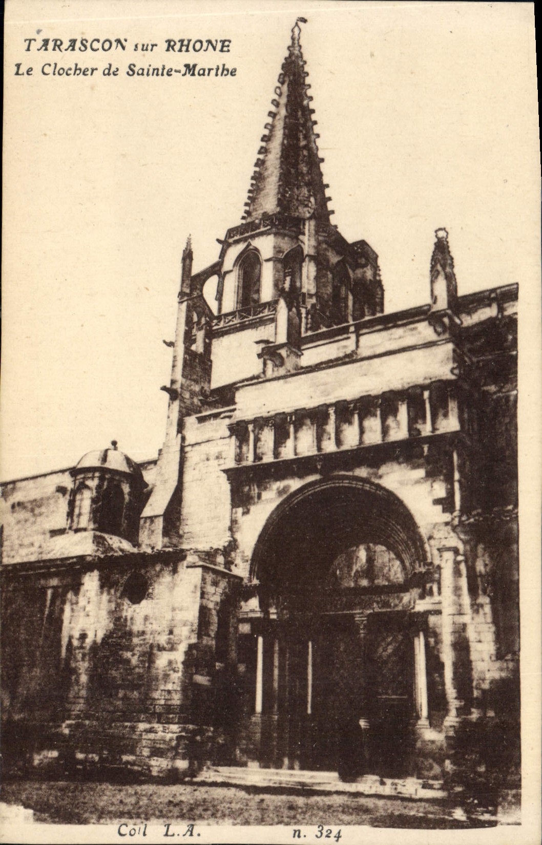 CPA Tarascon sur Rhone le Clocher de Sainte Marthe